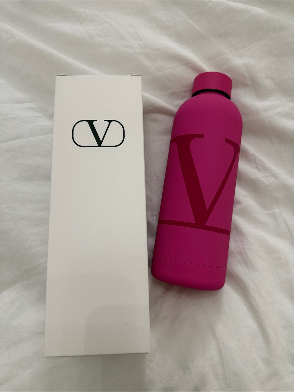 Valentino Matte Fuchsia Refillable water Bottle